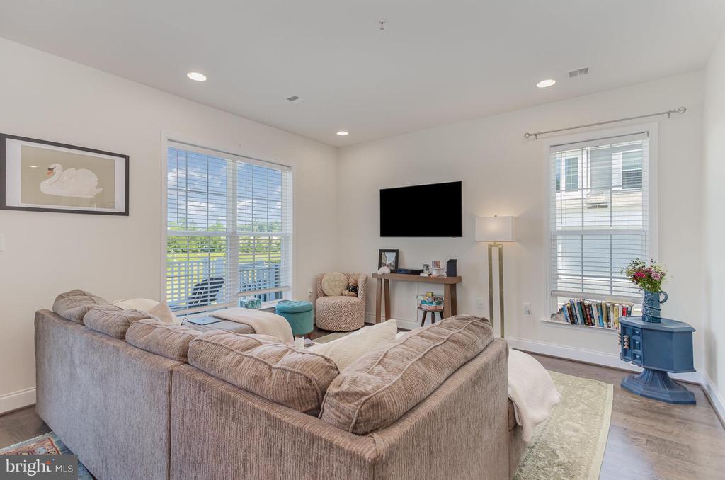 3253 KATIE WAY