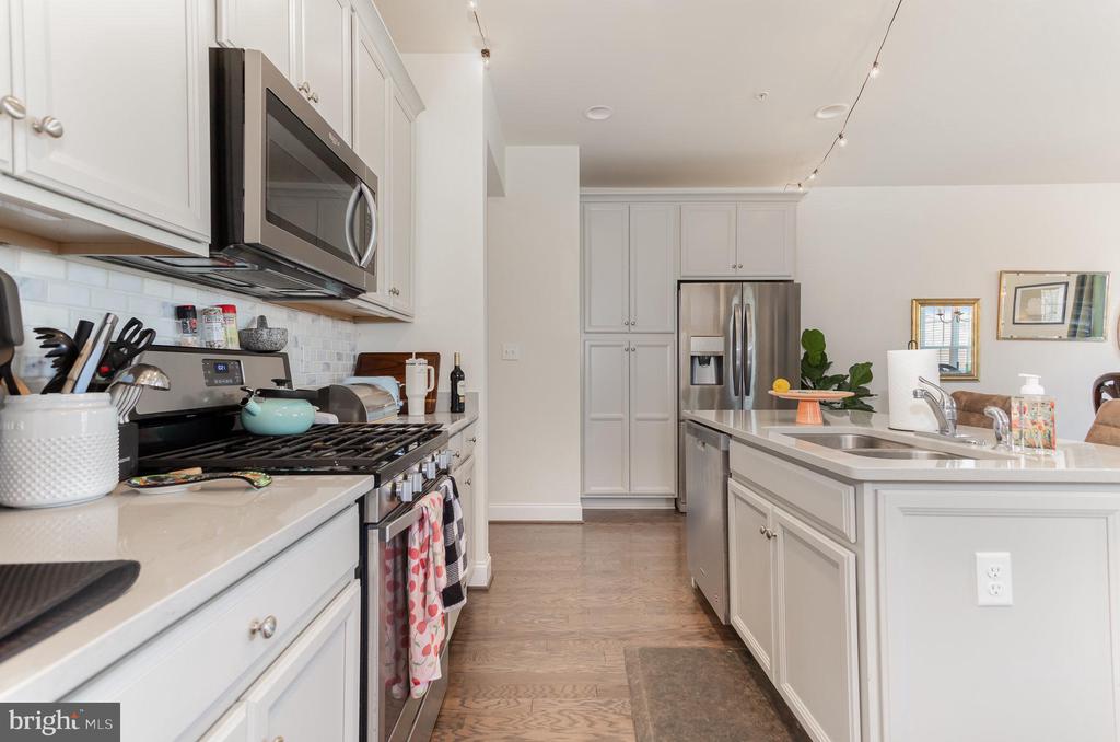 3253 KATIE WAY