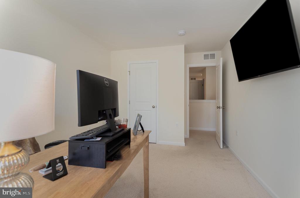 3253 KATIE WAY