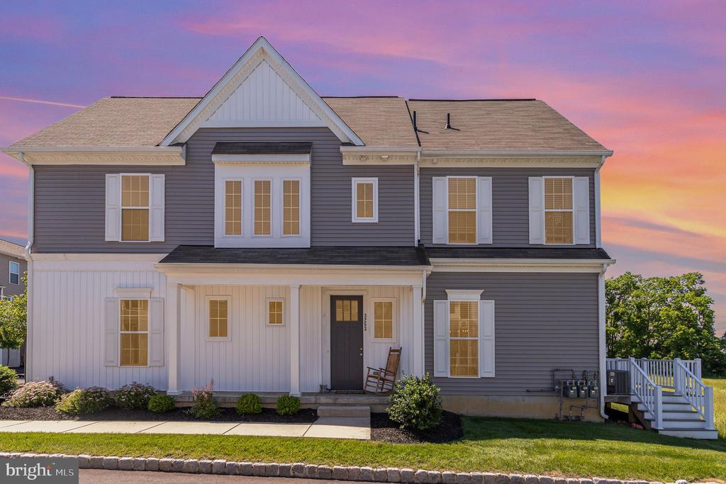 3253 KATIE WAY
