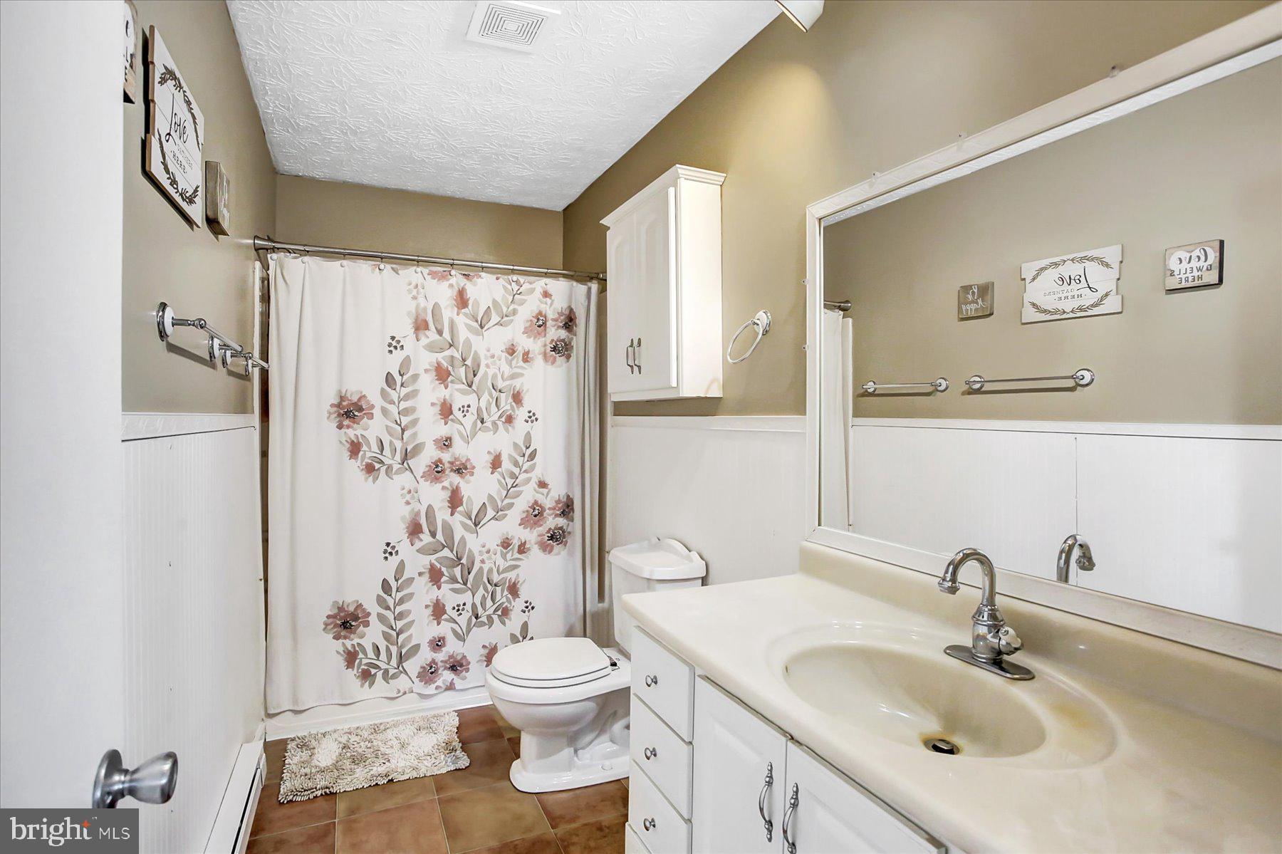 2810 W ROSEGARDEN BOULEVARD