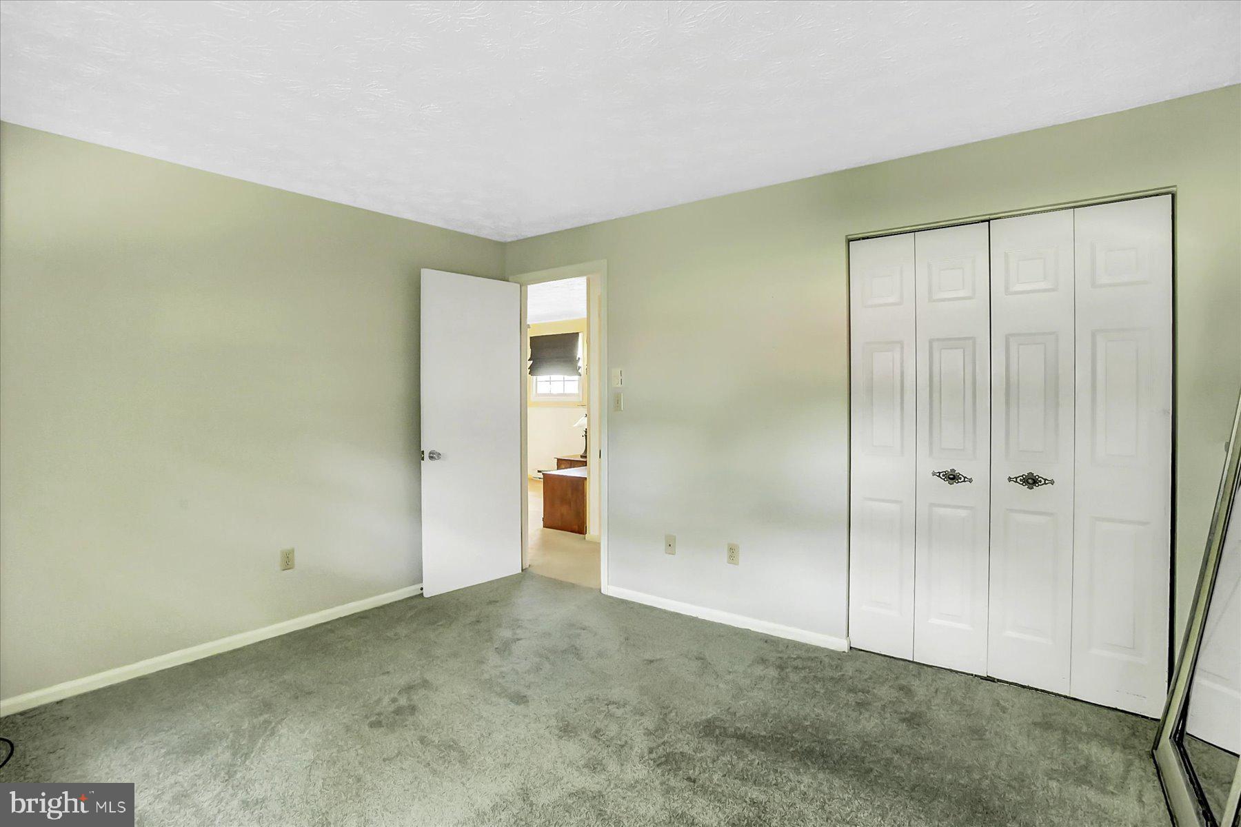 2810 W ROSEGARDEN BOULEVARD