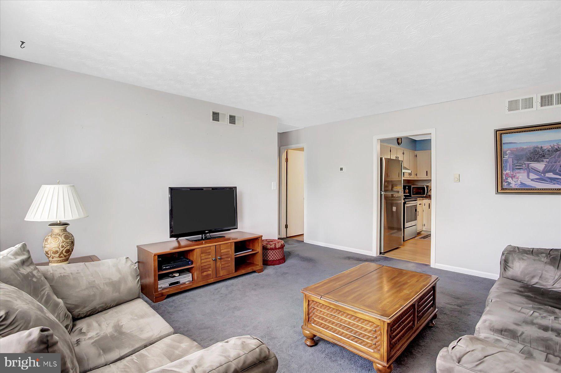 2810 W ROSEGARDEN BOULEVARD