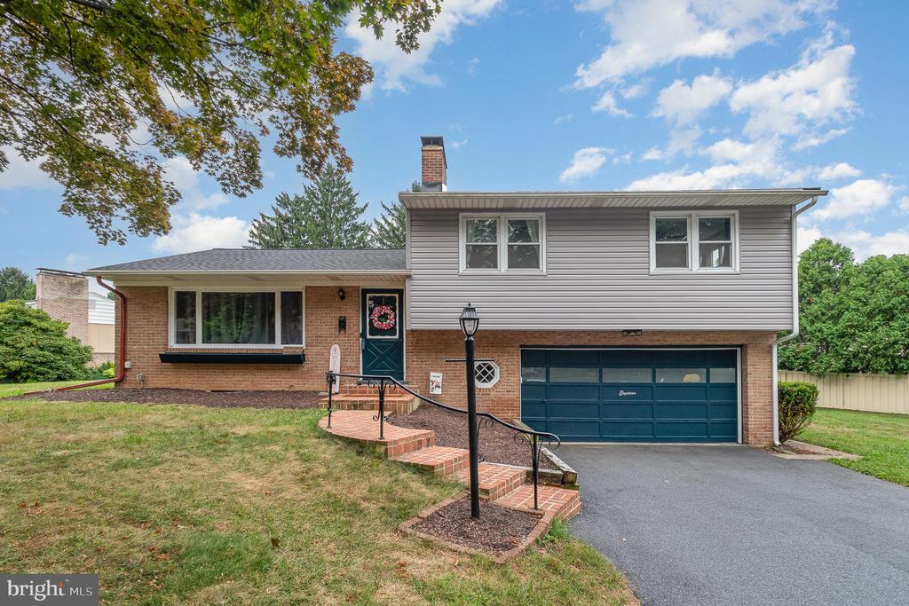 18 COLGATE DRIVE