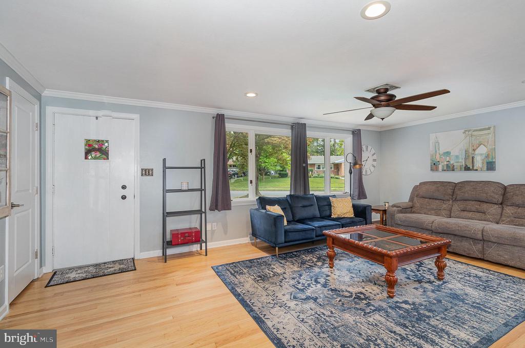 18 COLGATE DRIVE