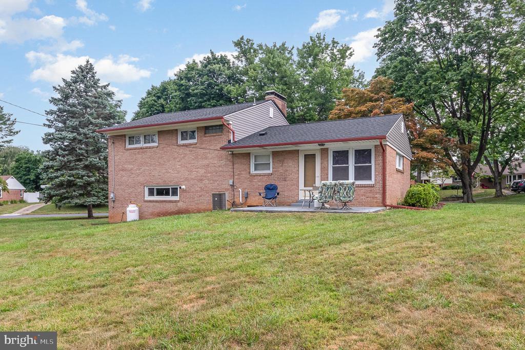 18 COLGATE DRIVE