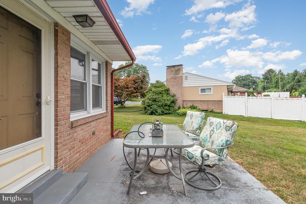 18 COLGATE DRIVE