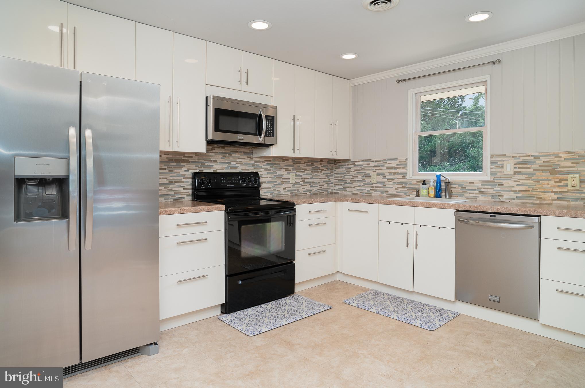 915 ORRS BRIDGE ROAD