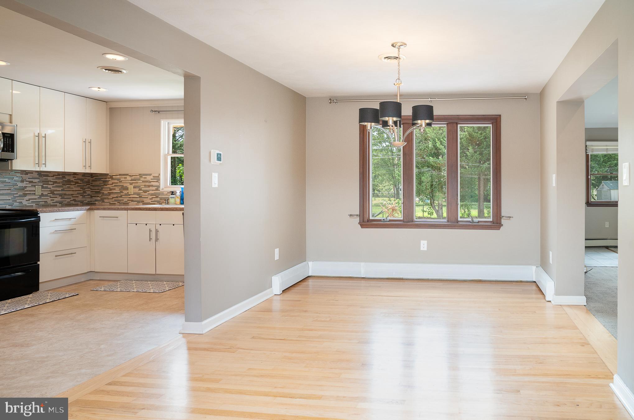 915 ORRS BRIDGE ROAD