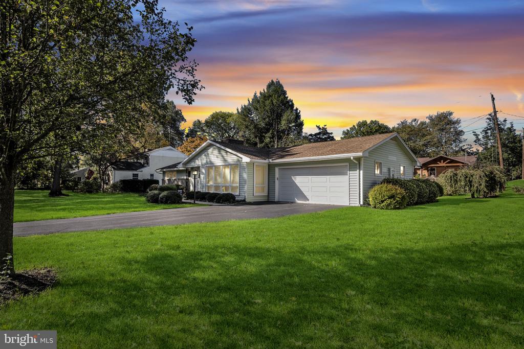 54 HILLSIDE DRIVE