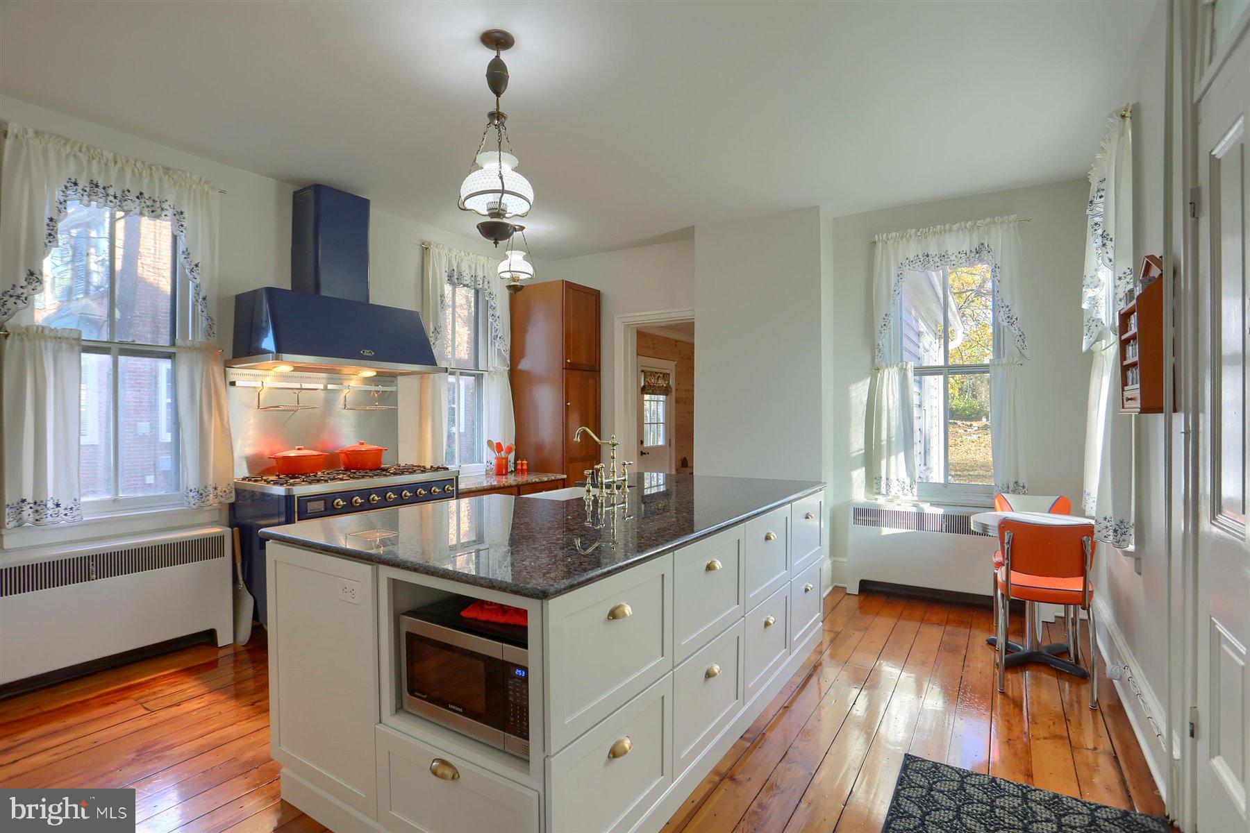 533 S HANOVER STREET