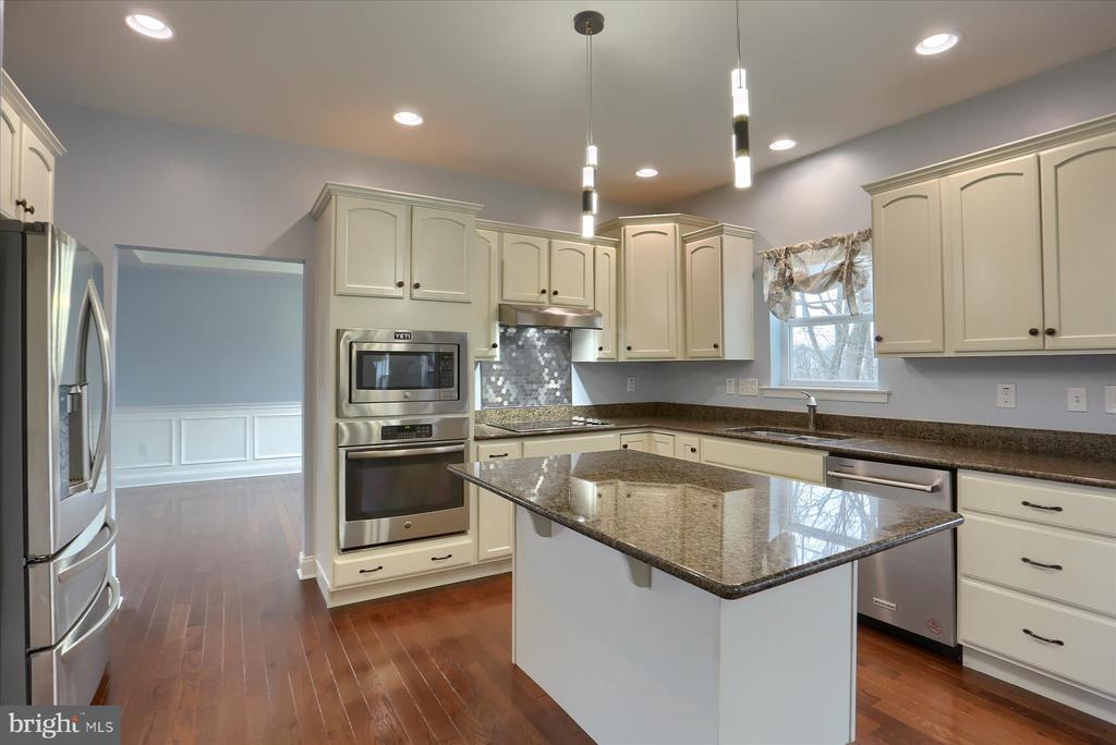 41 BALFOUR DRIVE