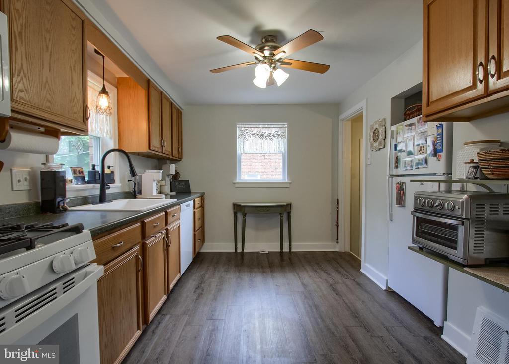 805 5TH STREET