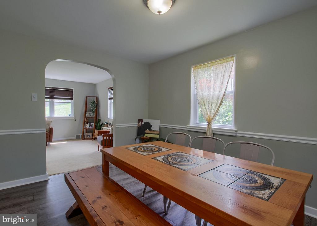 805 5TH STREET