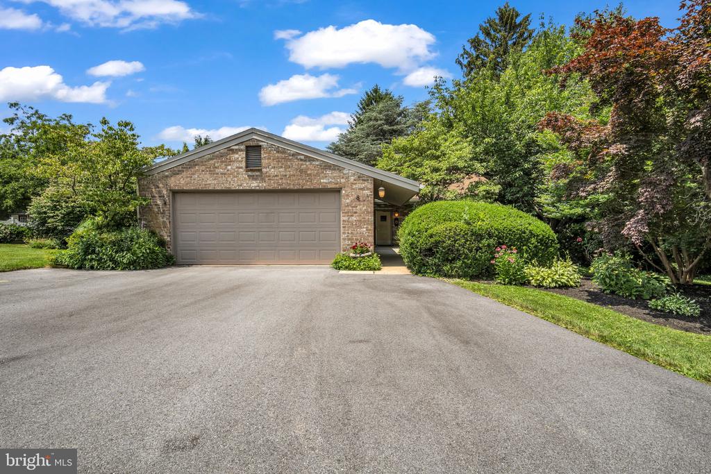 8 MAYFIELD ROAD