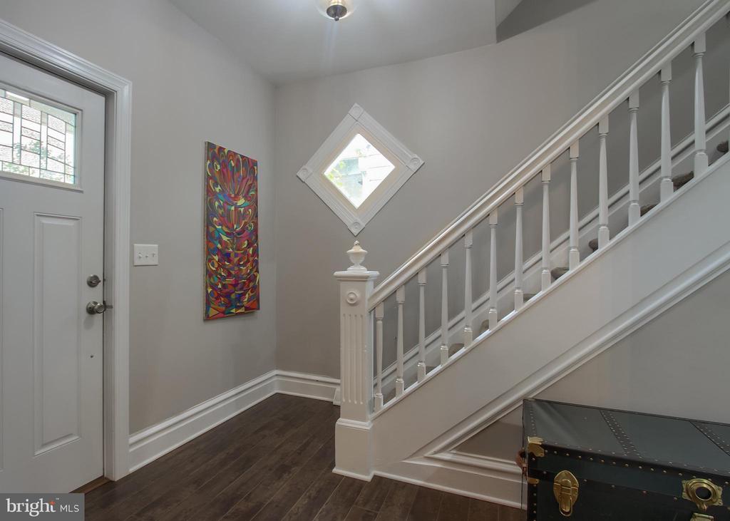 515 4TH STREET