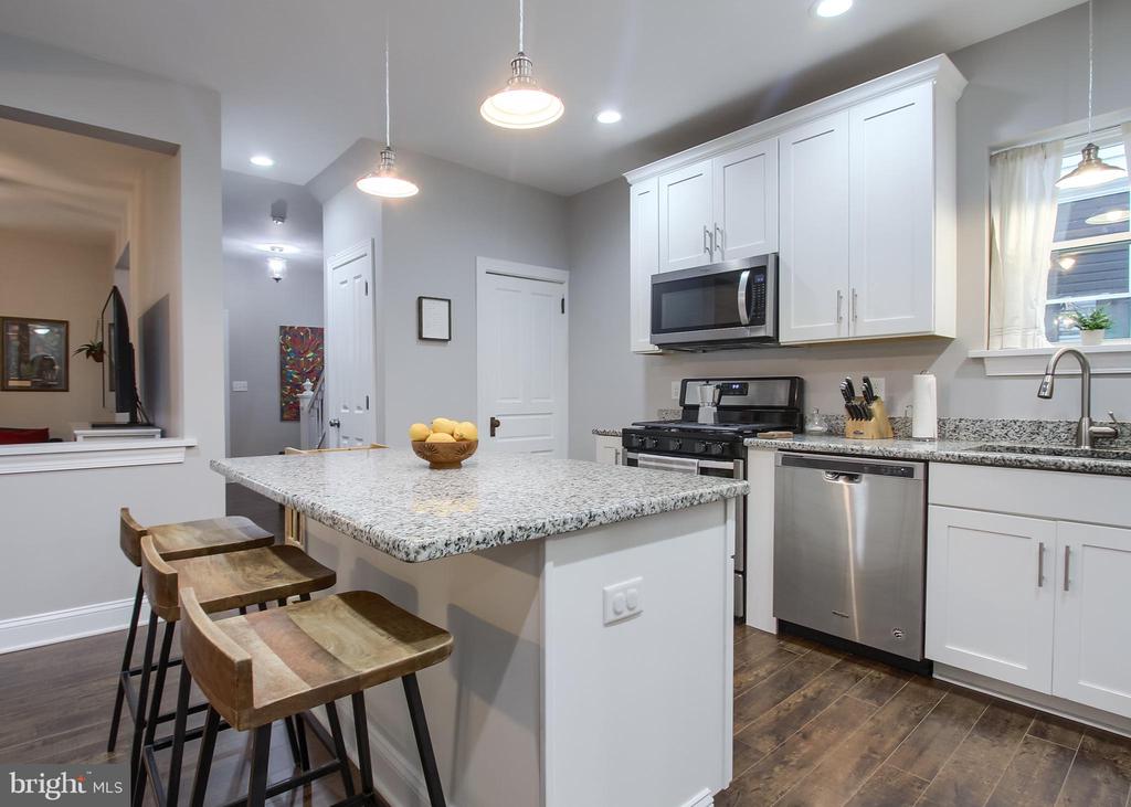 515 4TH STREET
