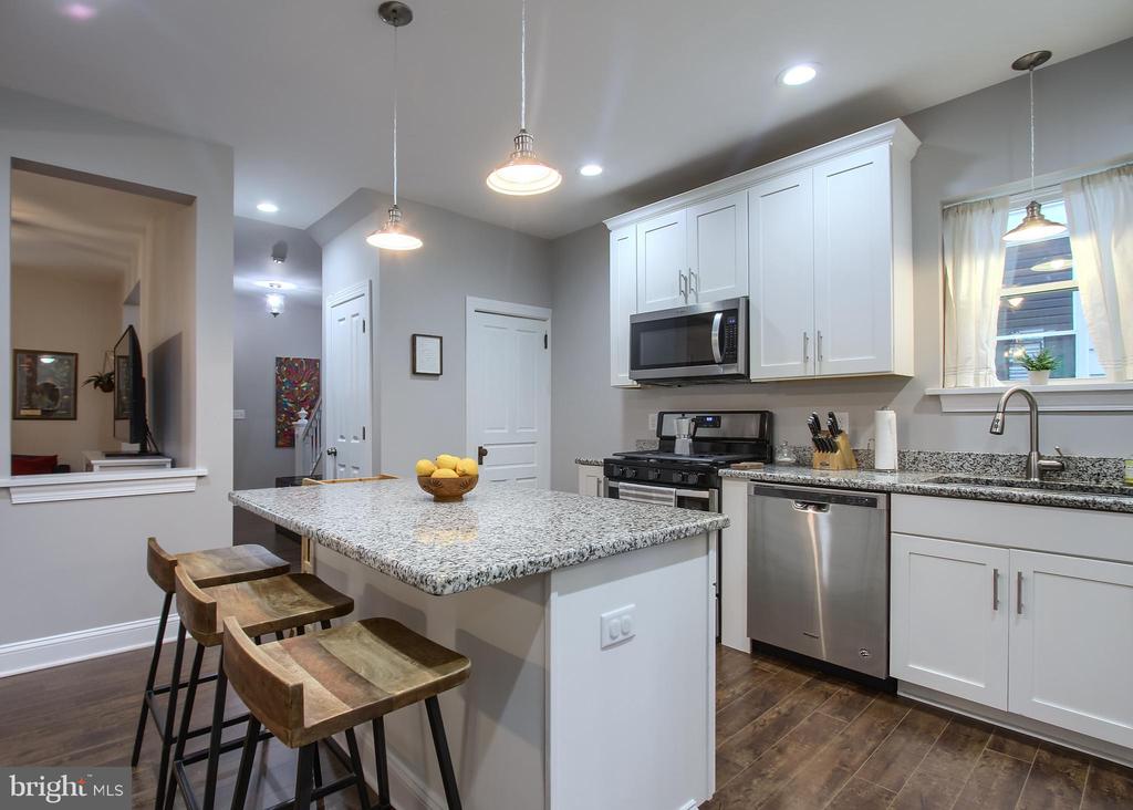 515 4TH STREET