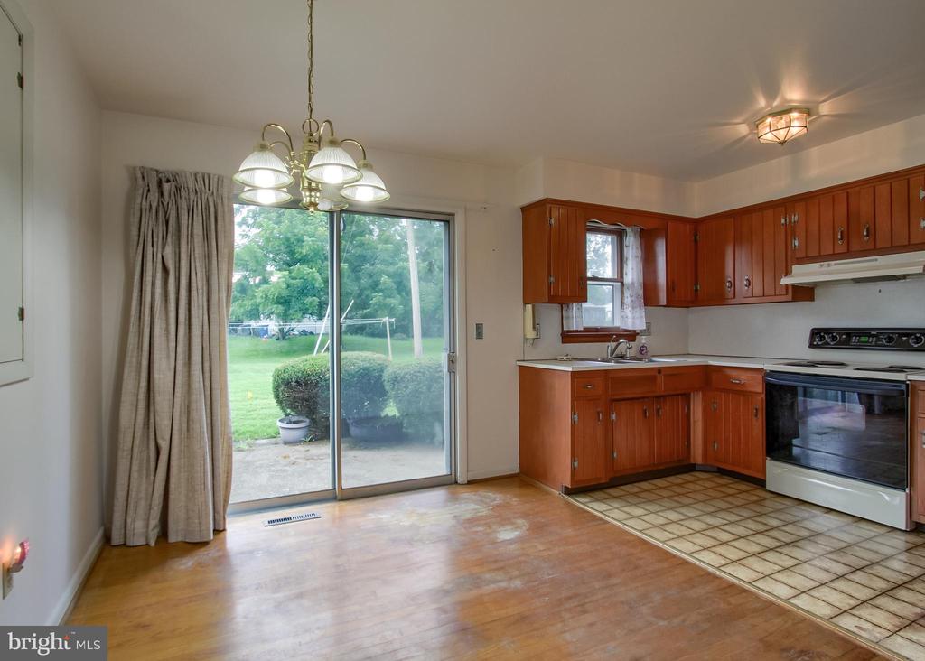 4 HEMLOCK DRIVE