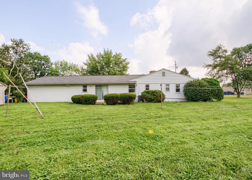 4 HEMLOCK DRIVE