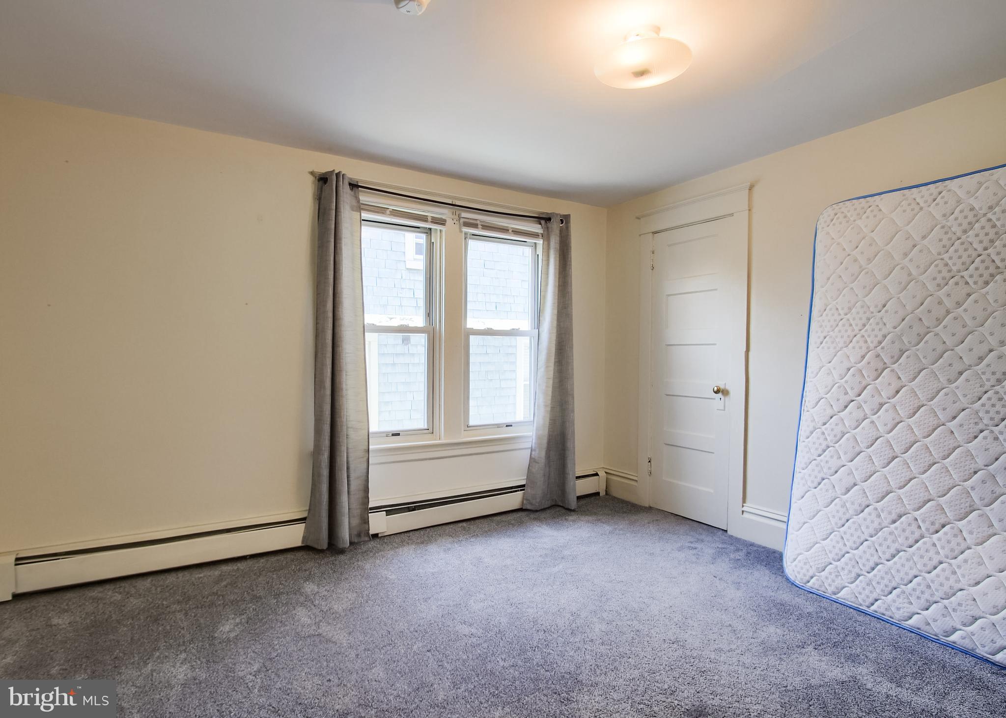 240 W DAUPHIN STREET