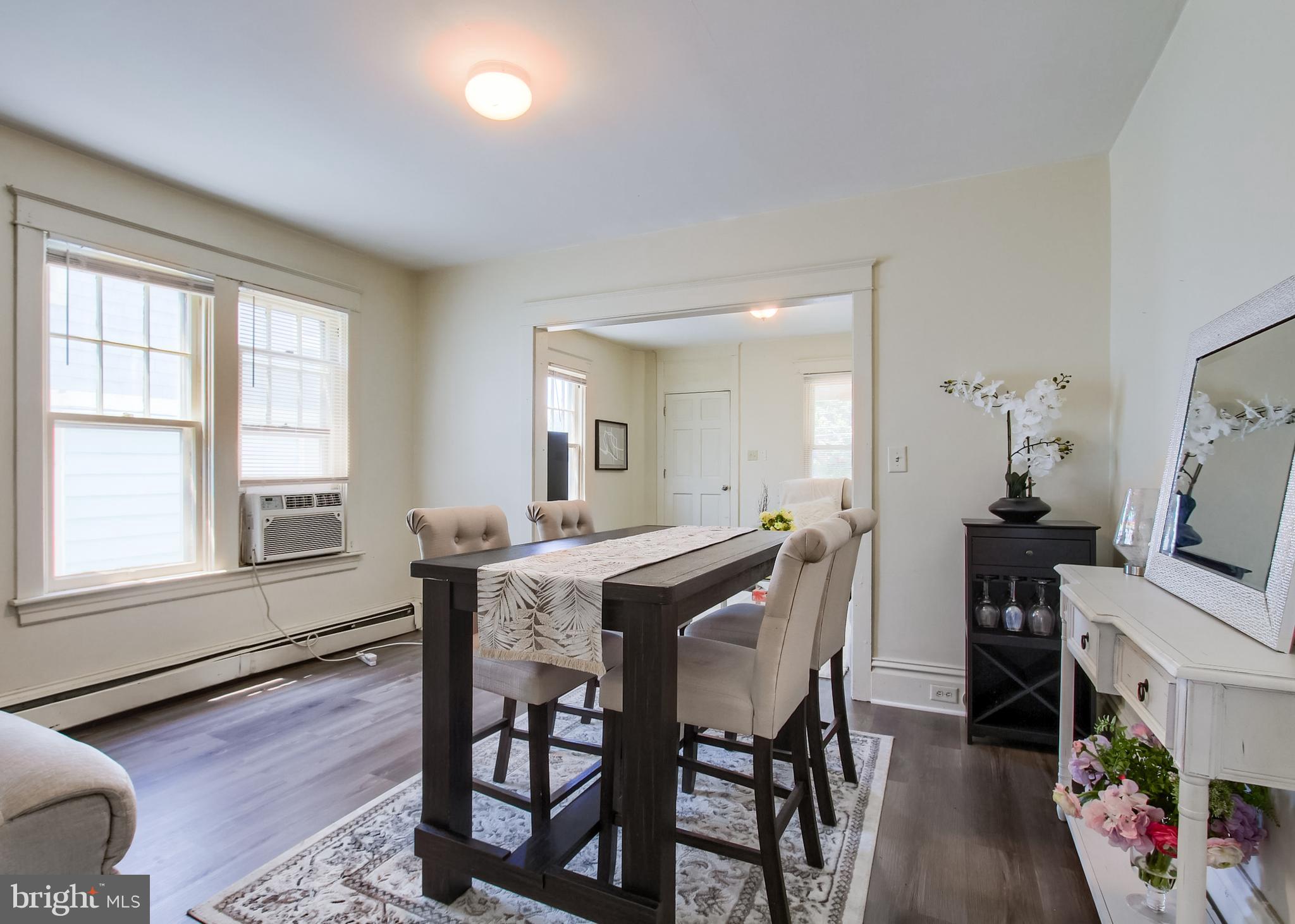 240 W DAUPHIN STREET