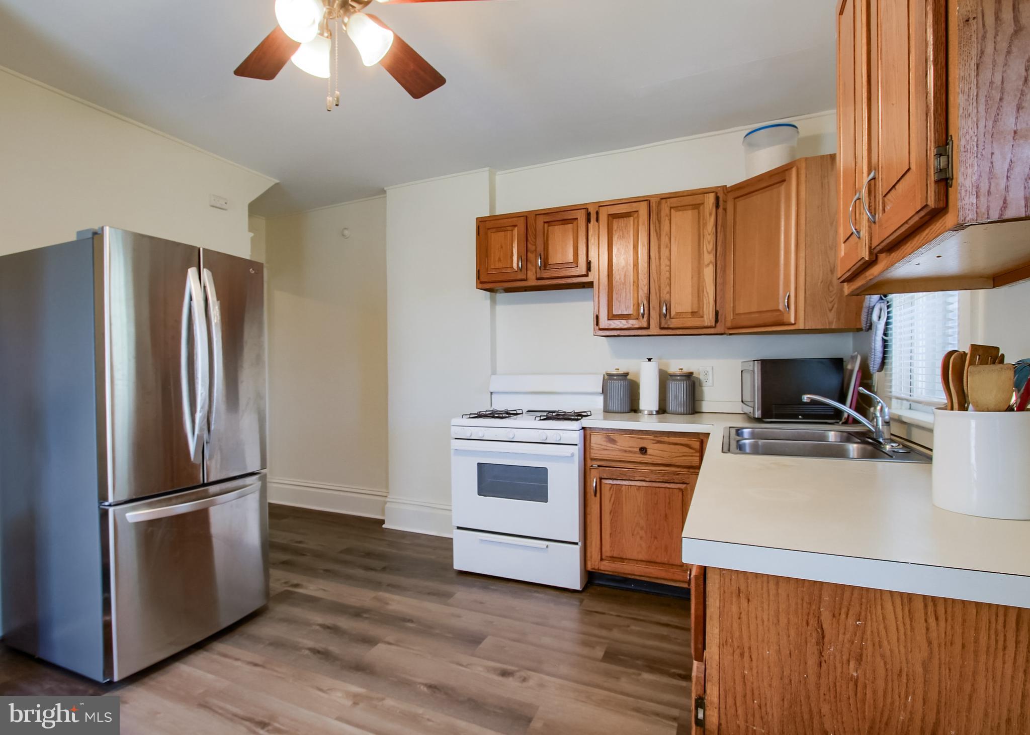 240 W DAUPHIN STREET