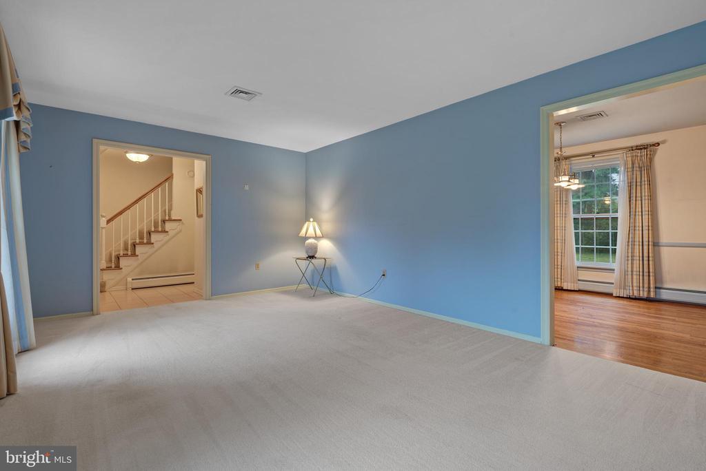 312 GLENN ROAD