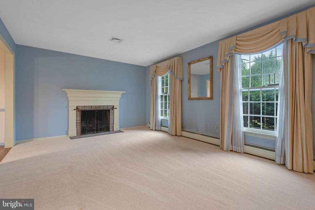312 GLENN ROAD