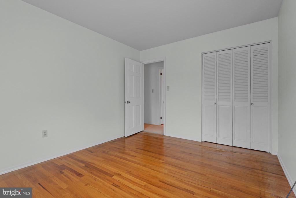 312 GLENN ROAD