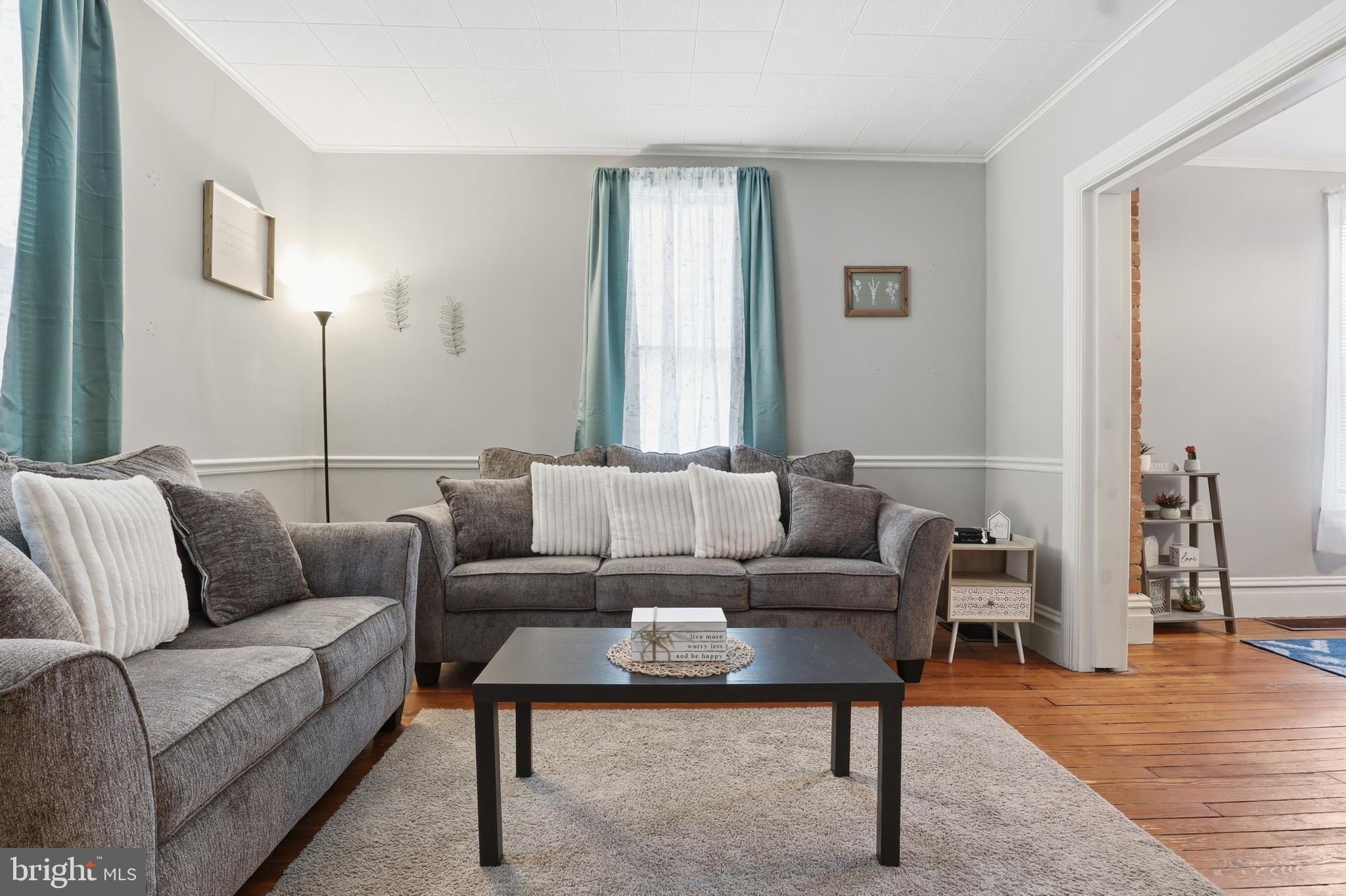 327 4TH STREET