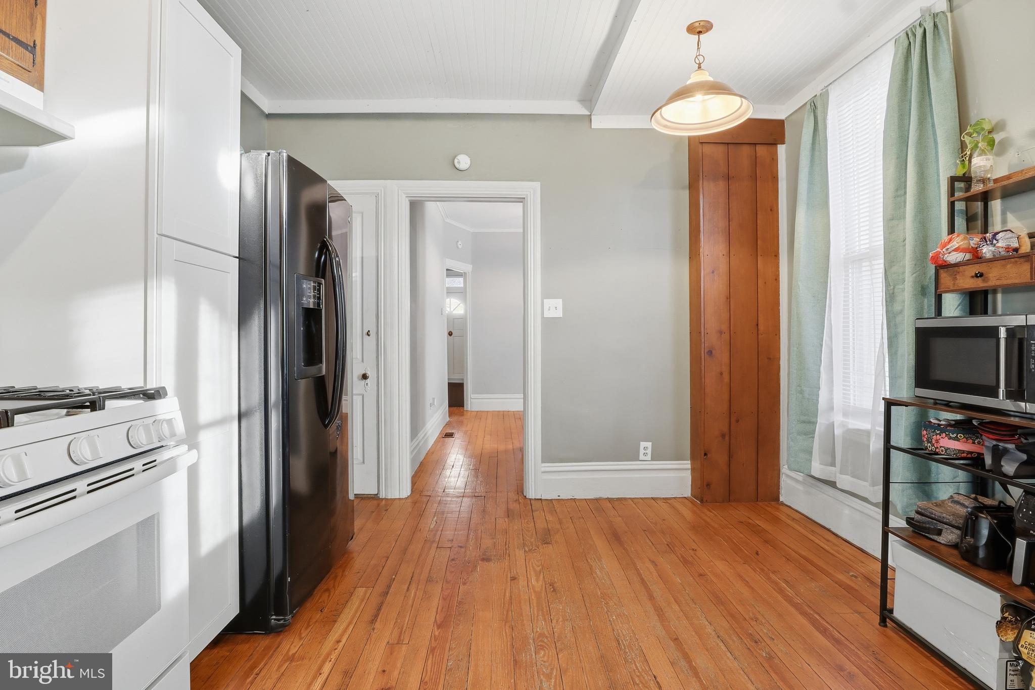 327 4TH STREET