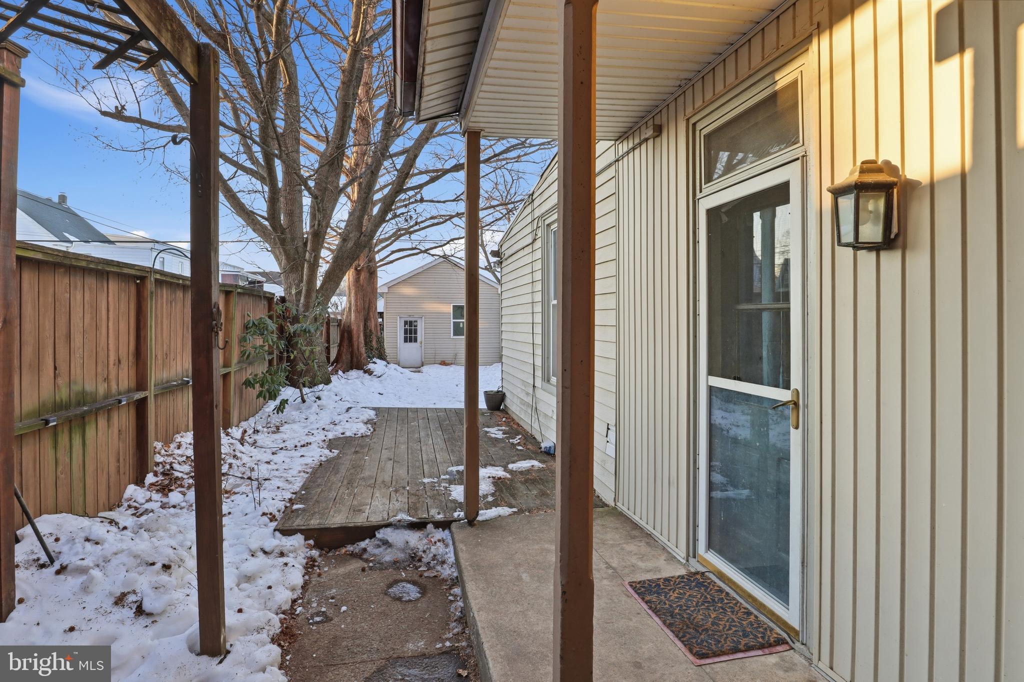 327 4TH STREET