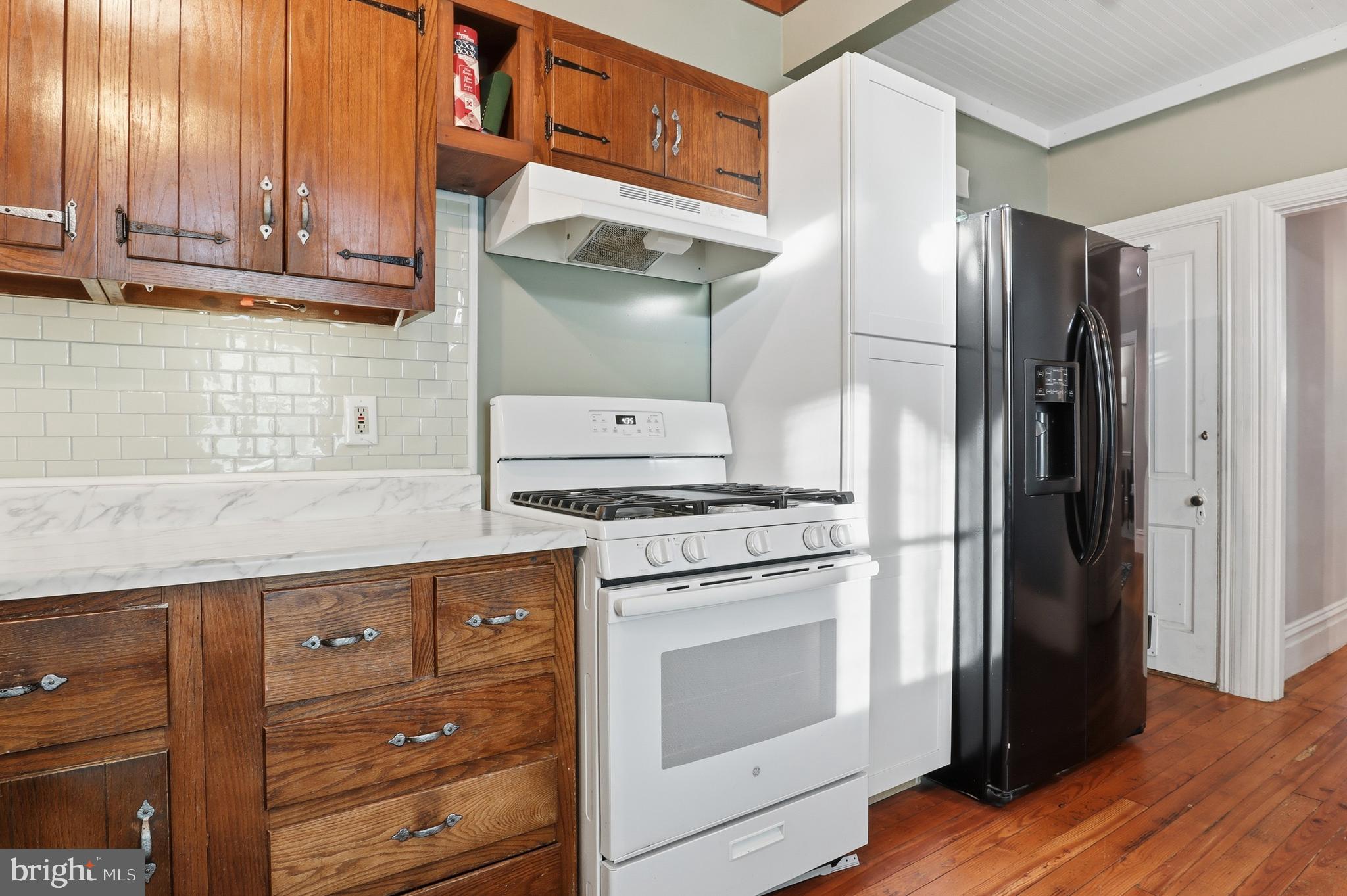 327 4TH STREET