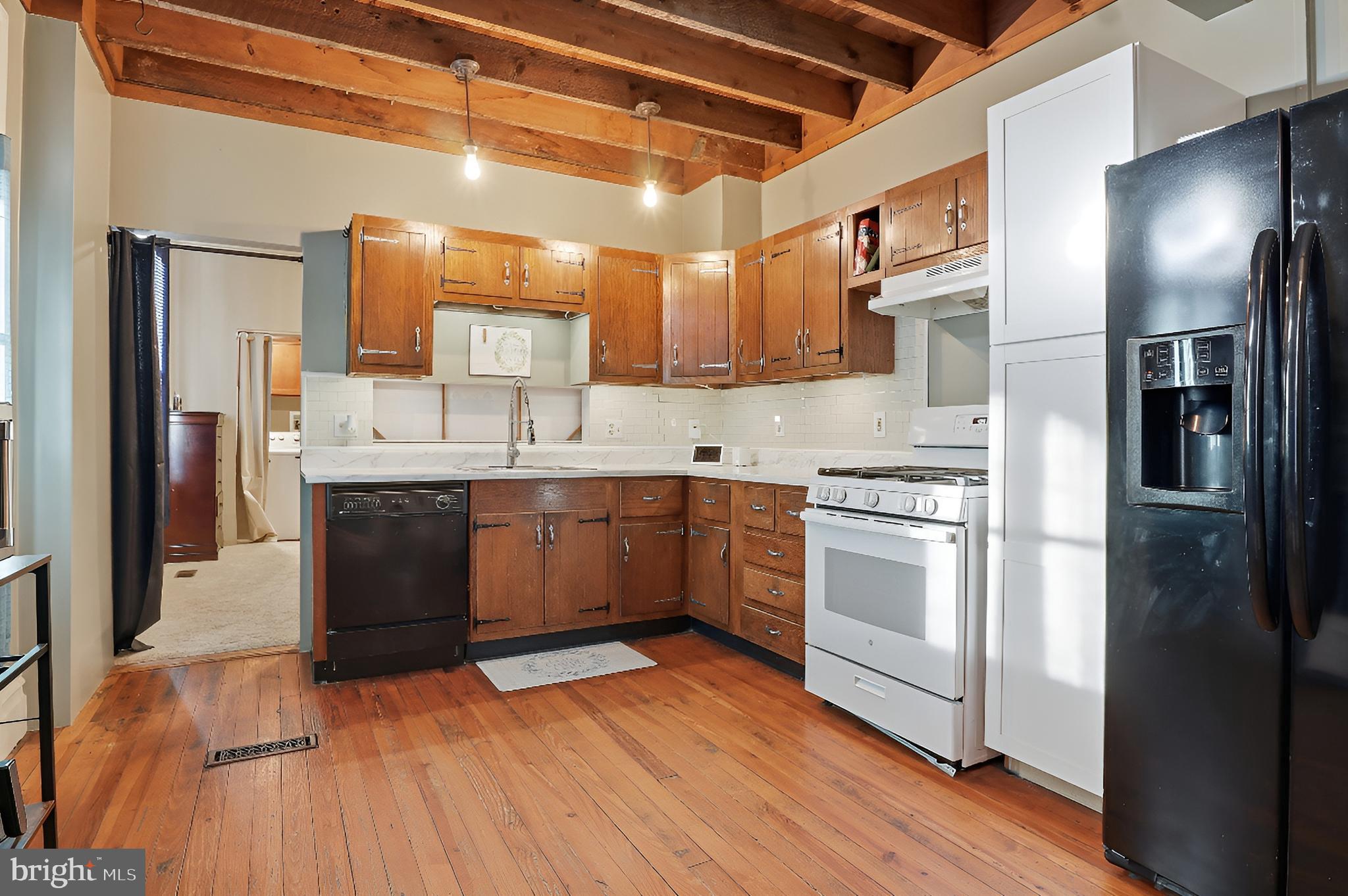 327 4TH STREET