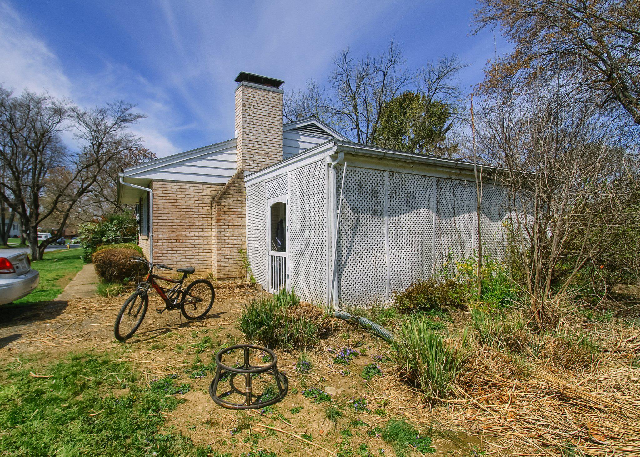 12 CENTER DRIVE