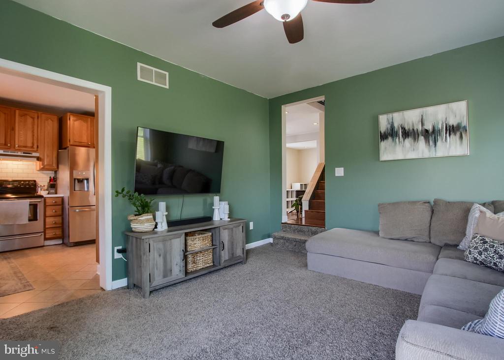 300 3RD STREET