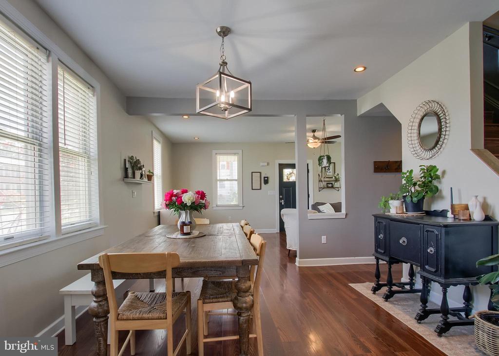 300 3RD STREET