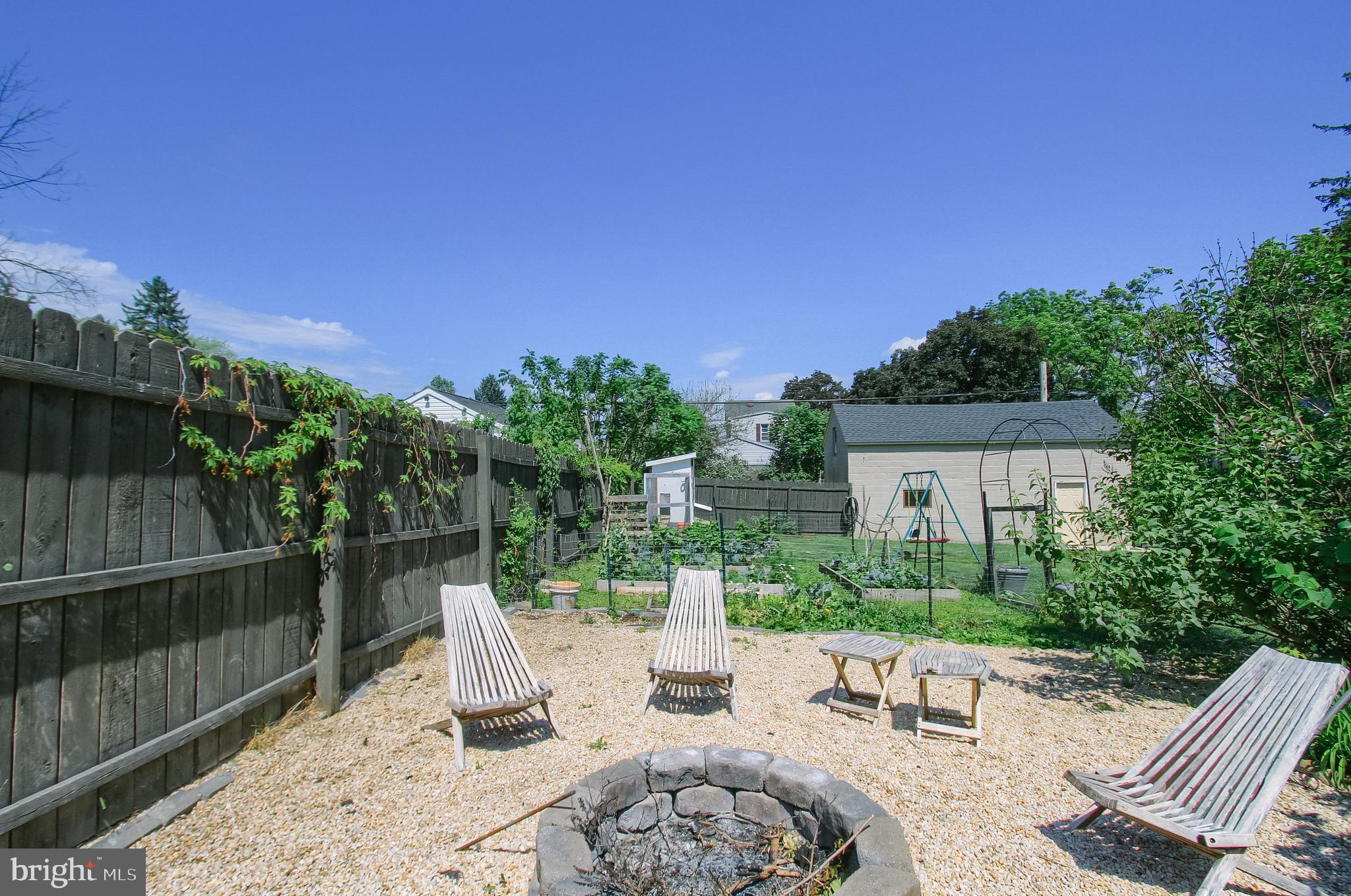 300 3RD STREET