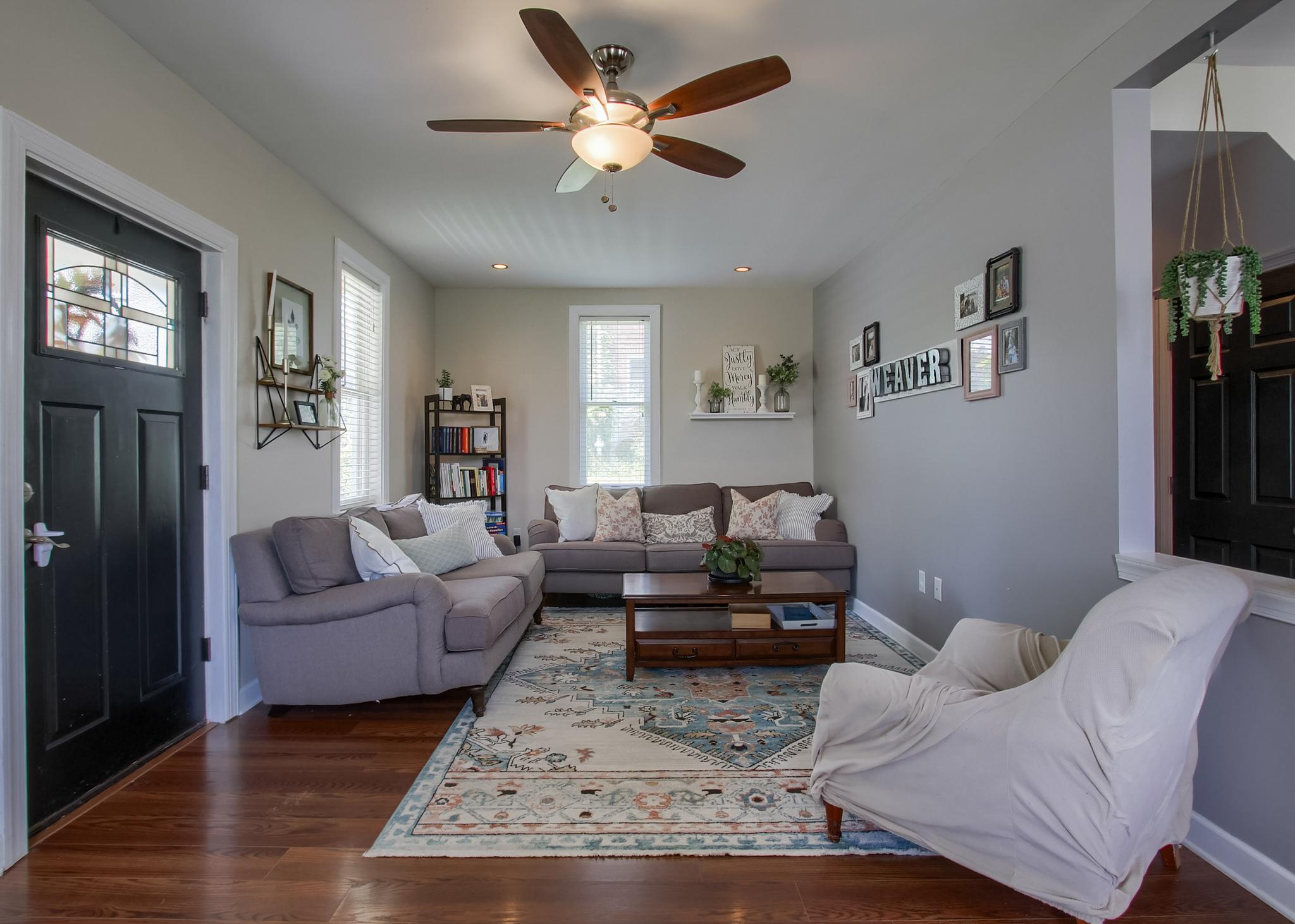 300 3RD STREET