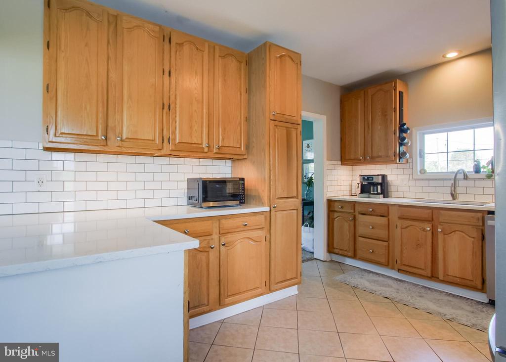 300 3RD STREET