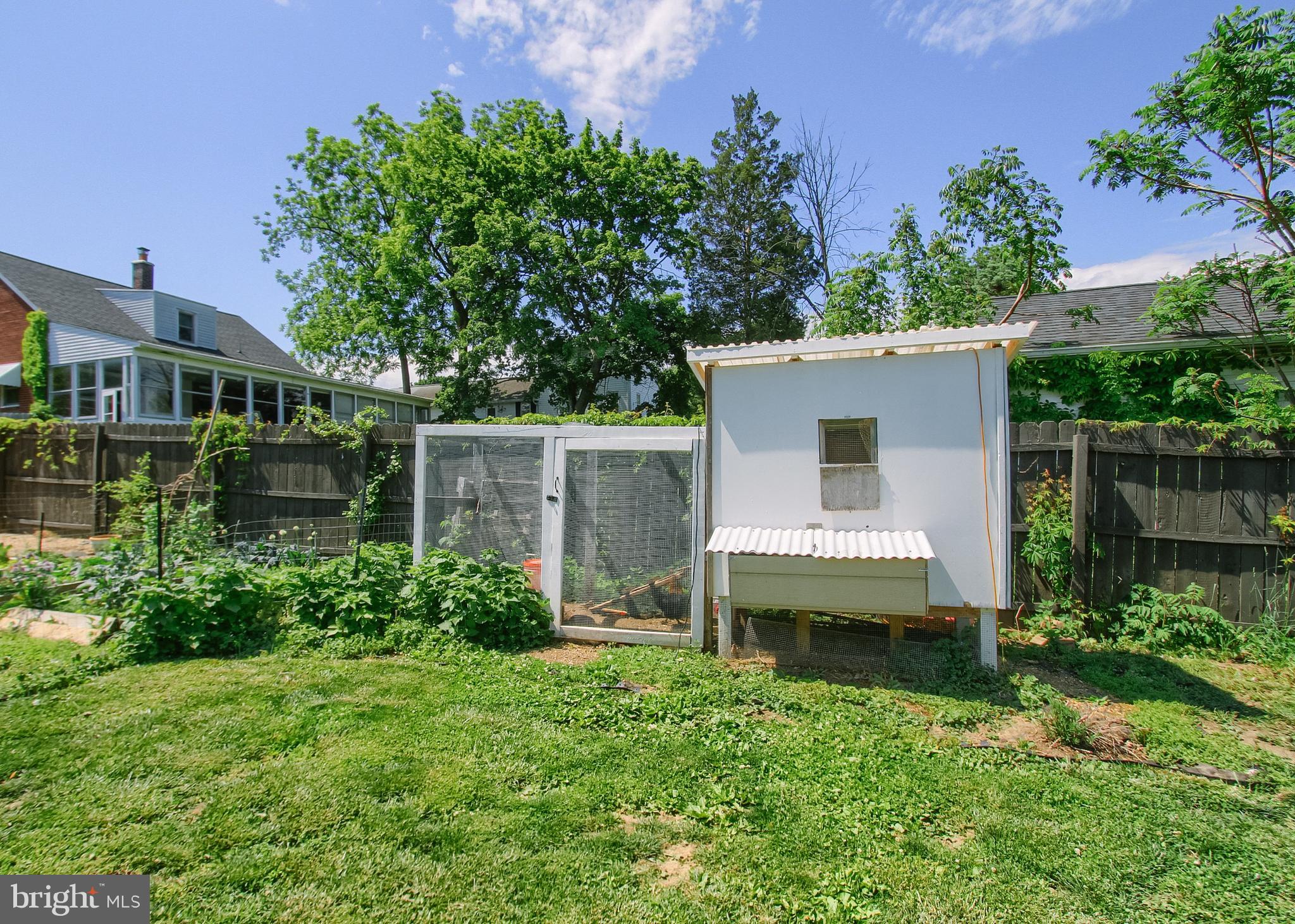 300 3RD STREET
