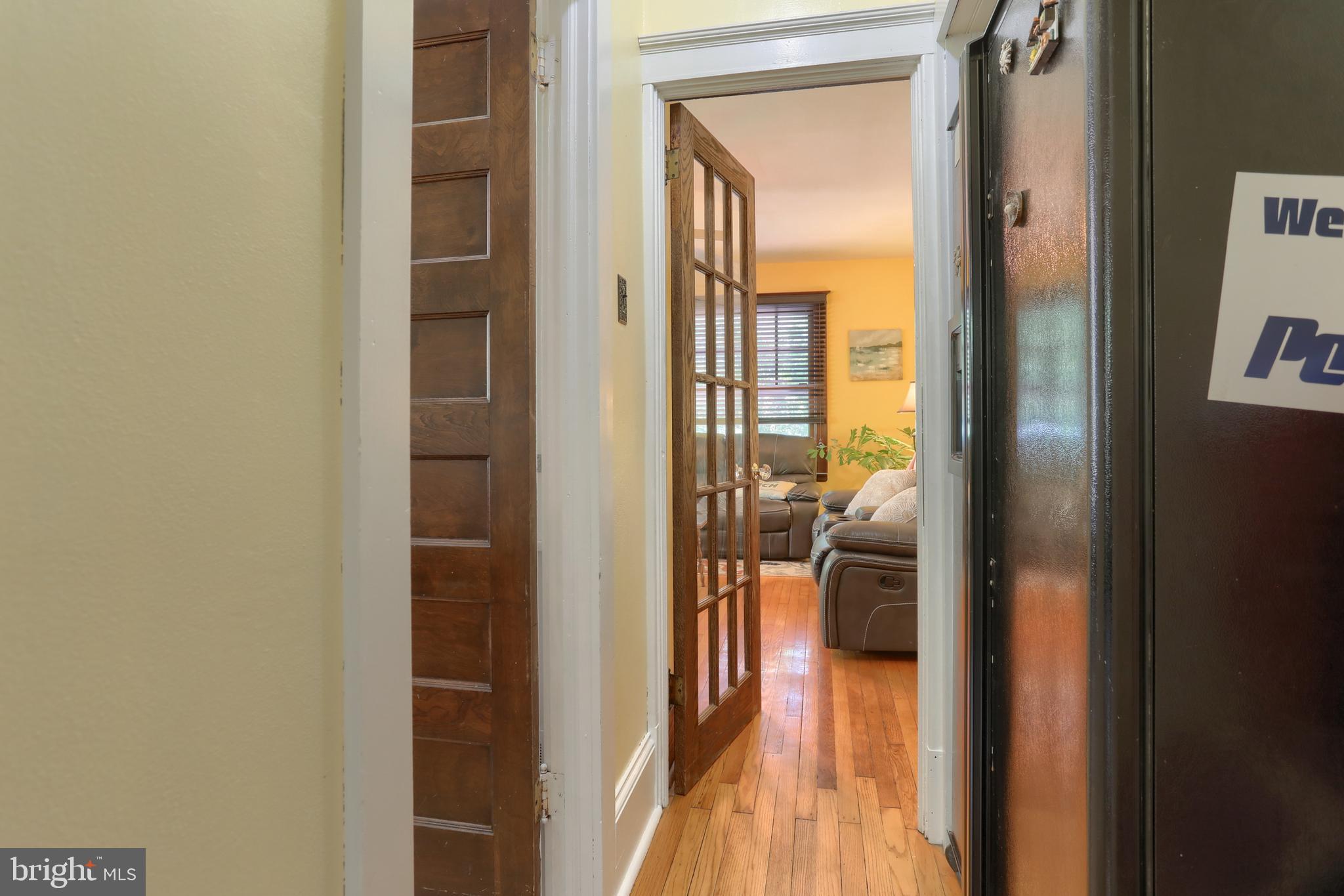 2208 CHESTNUT STREET