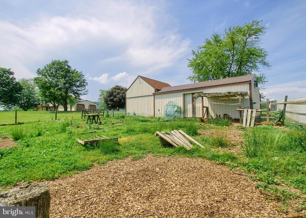 426 RIDGE ROAD