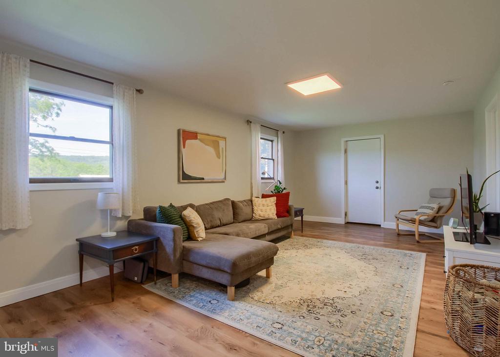 426 RIDGE ROAD