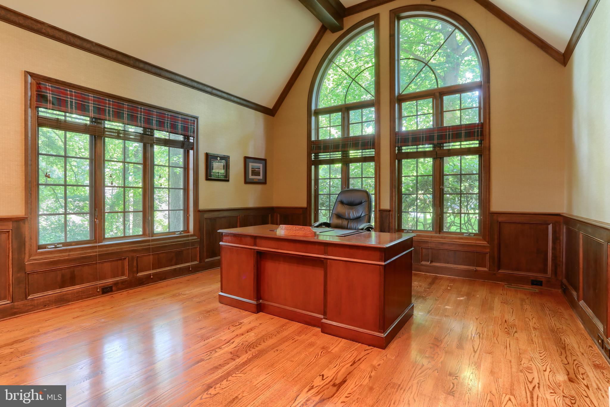 651 OLDE VENTURA FARM ROAD