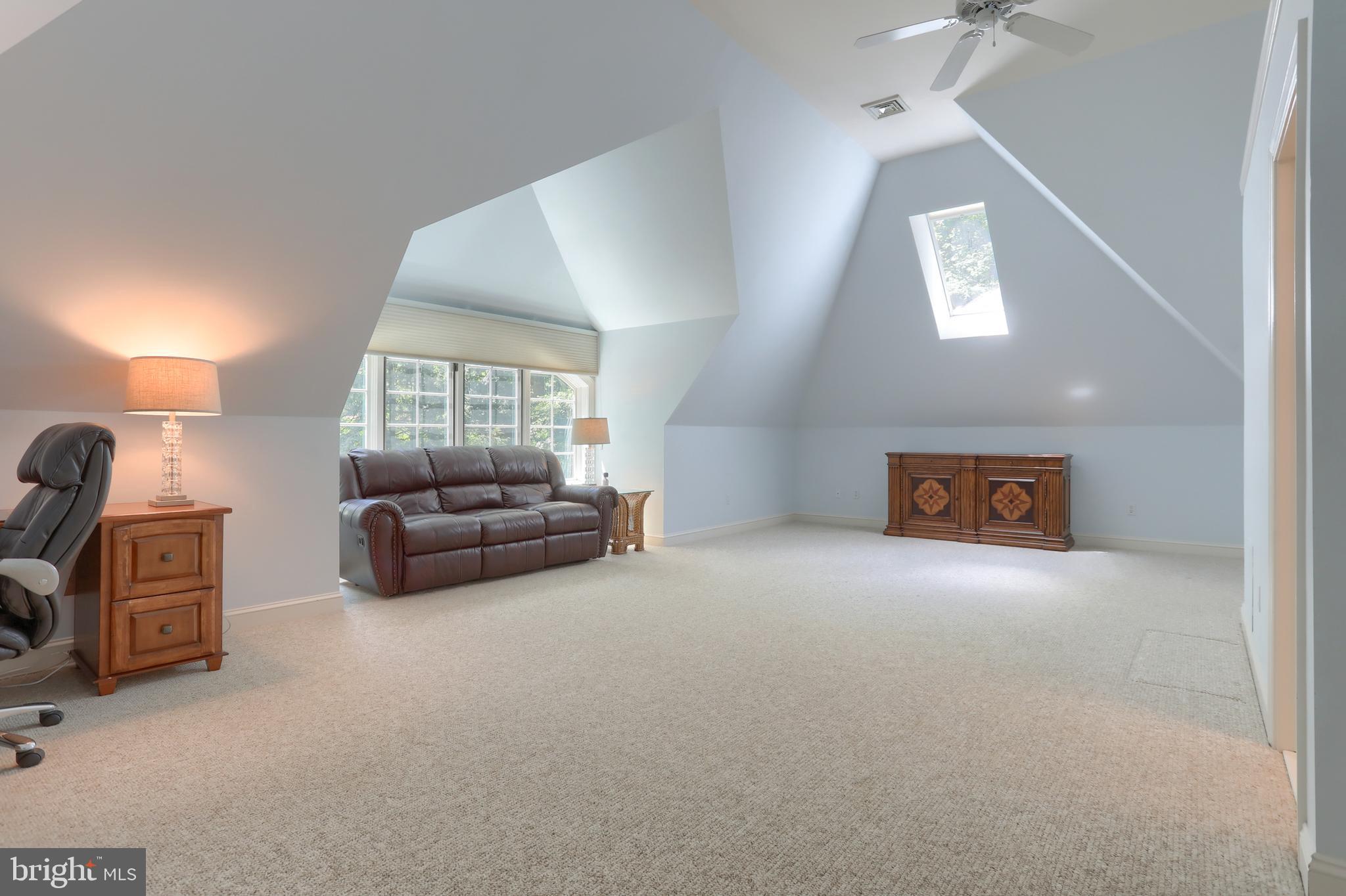 651 OLDE VENTURA FARM ROAD