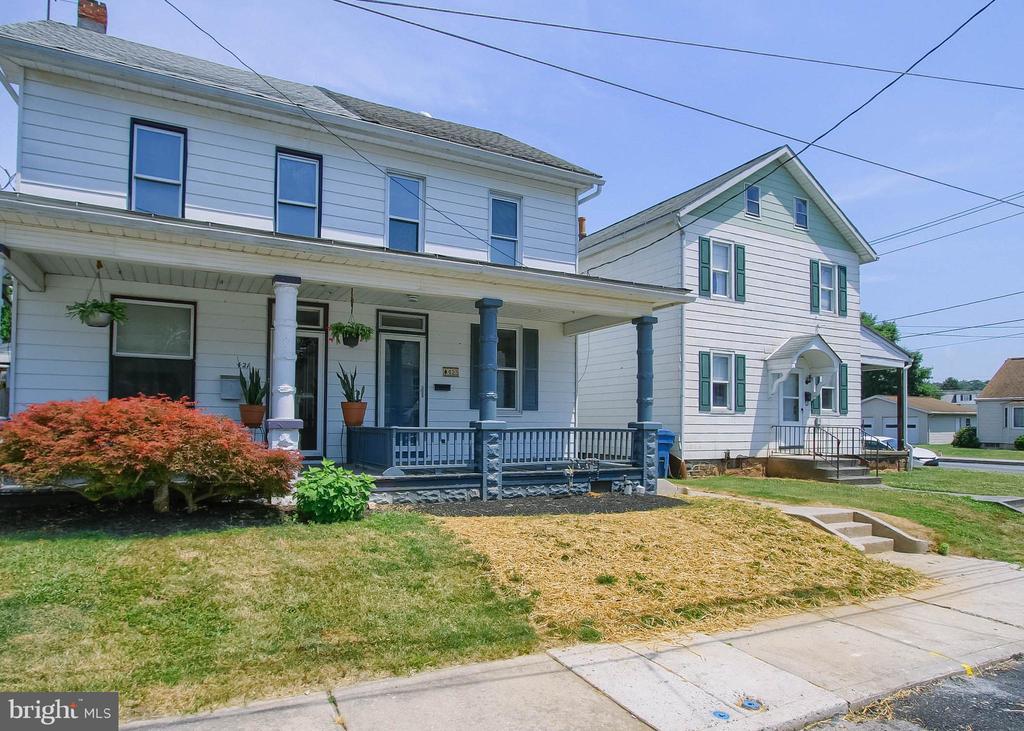 423 PENN STREET