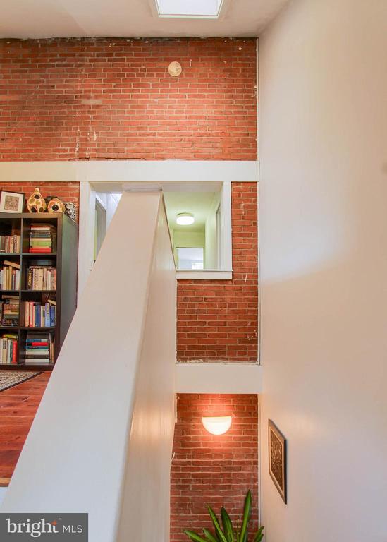 245 KELKER STREET