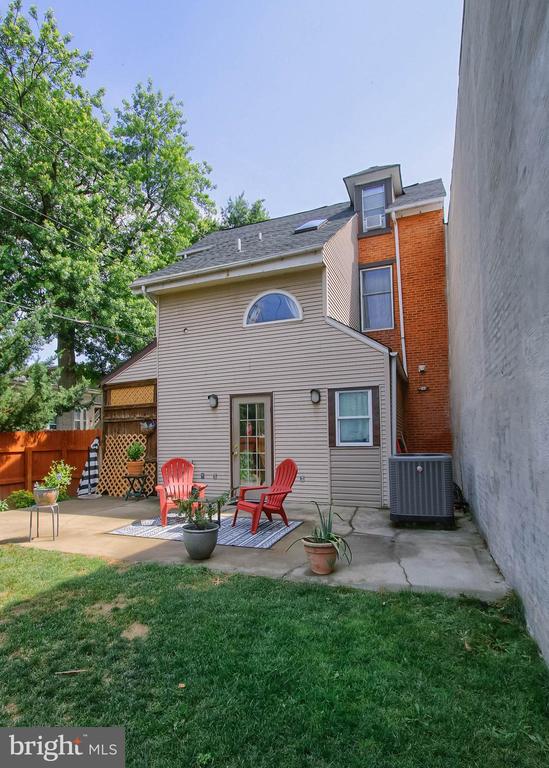 245 KELKER STREET